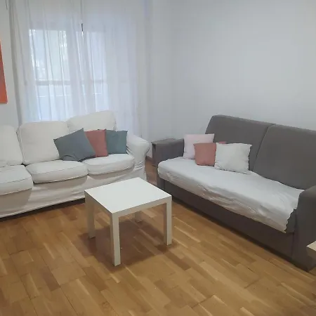 Apartamento Centro, 3 Hab, Terraza, Wifi Y Garaje Jaca